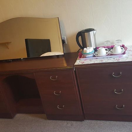 Maindee Guest House Barrow-in-Furness Esterno foto