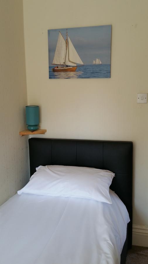 Maindee Guest House Barrow-in-Furness Esterno foto