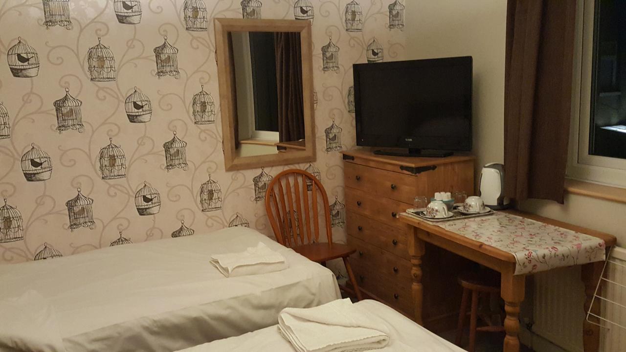 Maindee Guest House Barrow-in-Furness Esterno foto