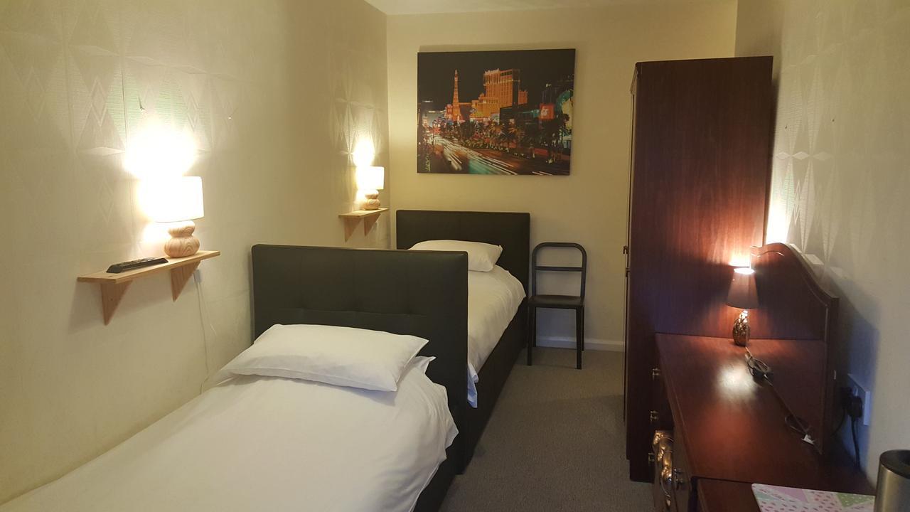 Maindee Guest House Barrow-in-Furness Esterno foto